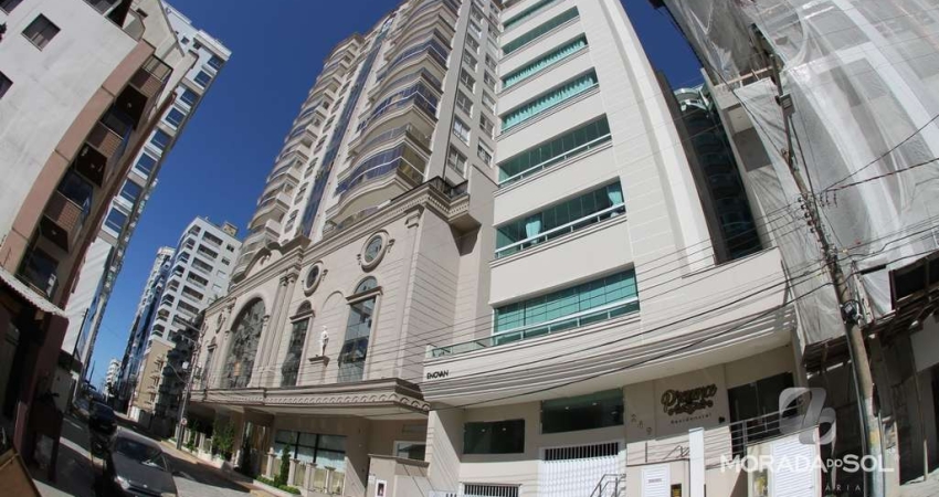 Imóvel de luxo em Meia Praia: Apartamento 100m², 3 dormitórios, 2 suítes, 3 banheiros - Venda por R$ e Locação por R$ 4.100