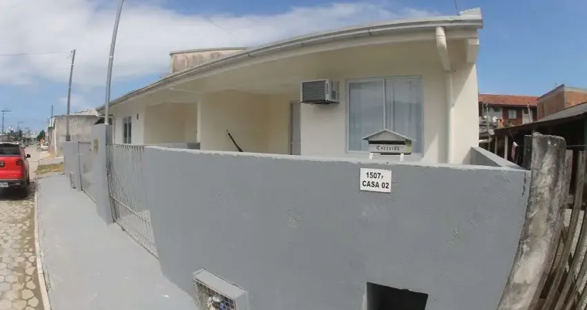 Casa com 2 quartos para alugar em Morretes, Itapema 