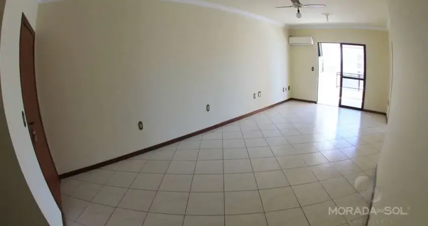 Apartamento com 3 quartos para alugar em Meia Praia, Itapema