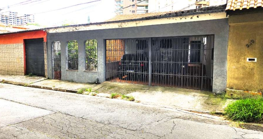 Excelente casa tipo para venda com 3 quartos, sendo 1 suíte, 300m²