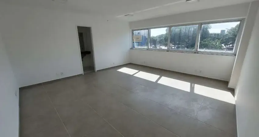 Funcional conjunto comercial para venda, 32m²