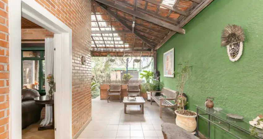 Excelente casa para venda em Vila Guarani (Z Sul) com 4 quartos, sendo 1 suíte , 350m²