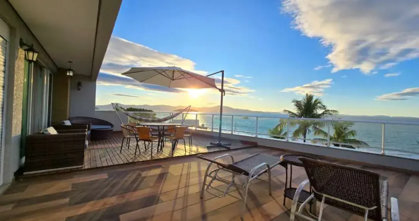 Deslumbrante cobertura para venda em canasvieiras com 3 quartos, sendo 3 suítes, 300m²