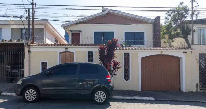 Confortável casa tipo para venda em parque jabaquara com 5 quartos, sendo 2 suítes, 219m²