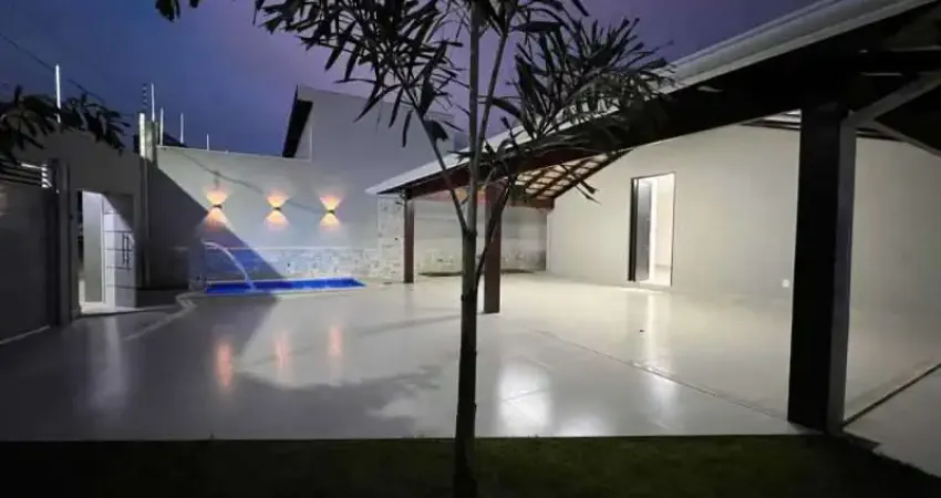 Casa com 3 quartos à venda na Travessa 6, Residencial Buritis, Anápolis