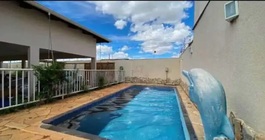 Casa com 4 quartos à venda na Rua Abrão Asmar, Parque Brasília, Anápolis