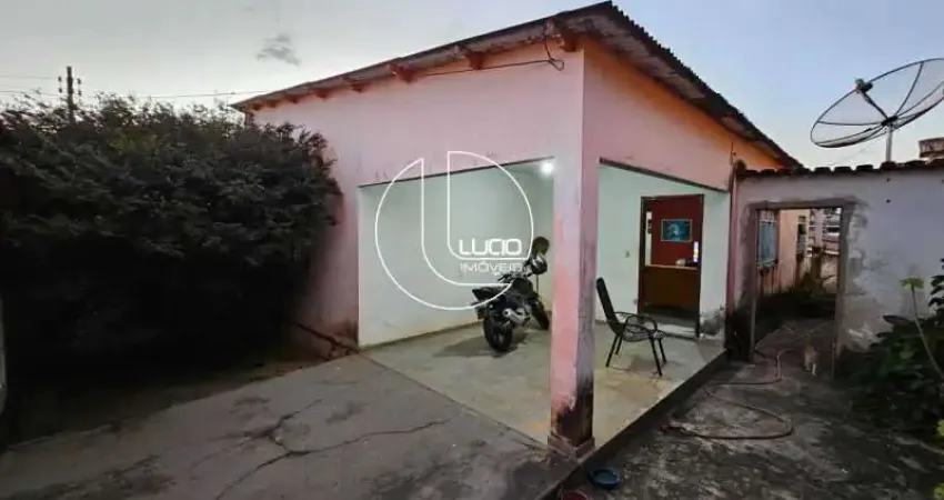 Casa com 4 quartos à venda na Rua Duque de Caxias, Frei Eustáquio, Anápolis