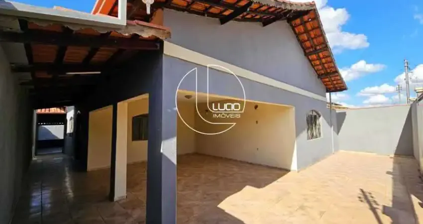 Casa com 3 quartos à venda na Avenida Presidente Kennedy, Maracanã, Anápolis