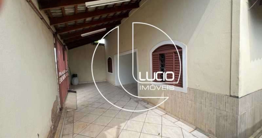 Casa com 3 quartos à venda na Rua Alvorada, Vila Santa Isabel, Anápolis