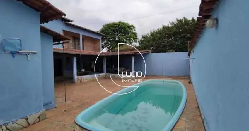 Casa com 5 quartos à venda na Rua Cristalina, Vila Jaiara, Anápolis