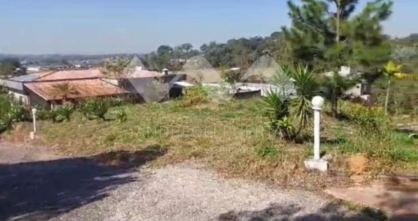 Terreno de 750m² em condomínio à venda em Suzano-SP, bairro Ipelândia