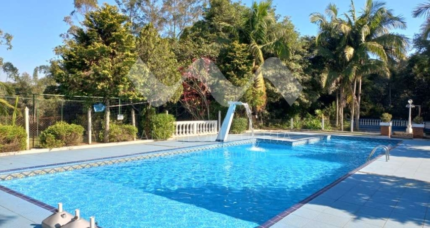 Terreno de 750m² em condomínio à venda em Suzano-SP, bairro Ipelândia