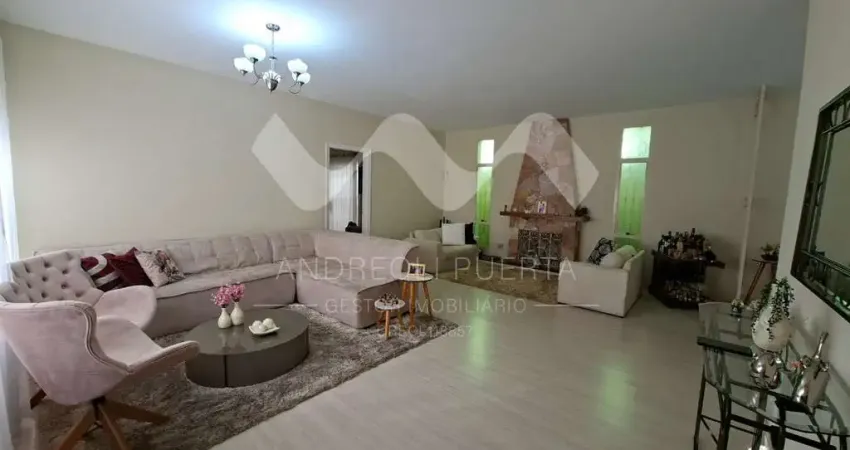 Casa com 3 quartos à venda na Vila Oliveira, Mogi das Cruzes