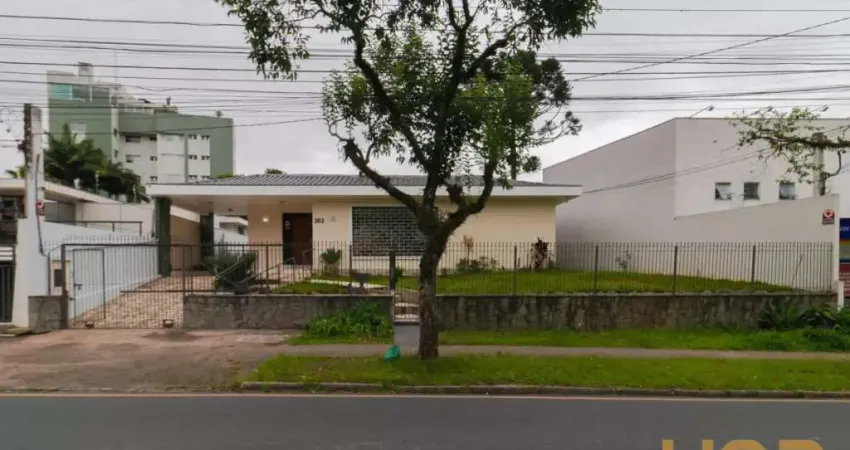 Terreno à venda na Rua Cândido Xavier, 362, Água Verde, Curitiba