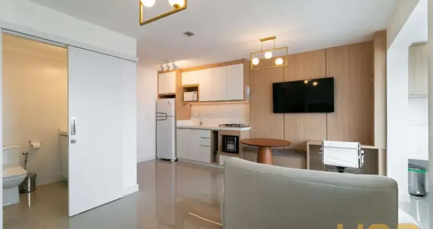 APARTAMENTO COM 01 QUARTO - ÁREA TOTAL 69,15m² - CENTRO - REF