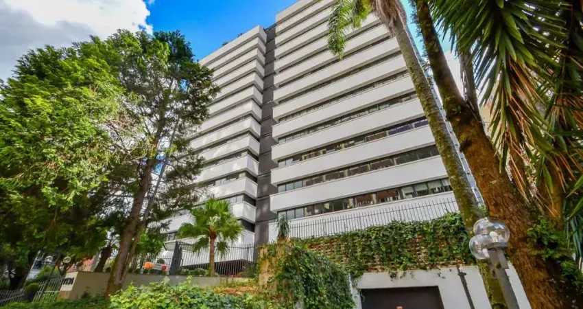 Apartamento com 3 dormitórios à venda, 218 m² por R$ 1.350.000