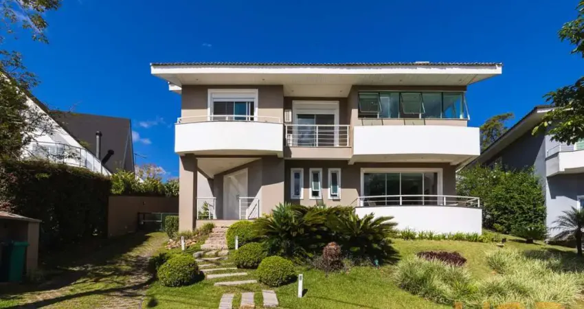 RESIDÊNCIA COM 04 QUARTOS - ÁREA TOTAL 462,00m² - ALPHAVILLE P