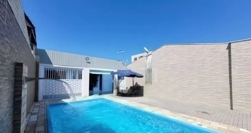 Casa com 2 quartos à venda na Travessa Mauá, 90, Brejatuba, Guaratuba
