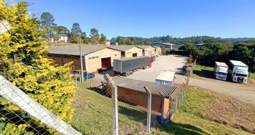 Barracão / Galpão / Depósito para alugar na Avenida das Araucárias, 564, Barigui, Araucária