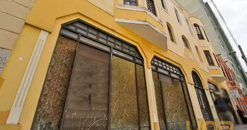 Imobiliária cilar aluga loja no centro com 219m², ref. 07168.0