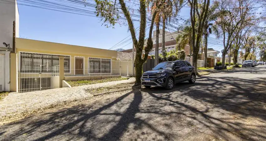 Casa com 3 quartos para alugar na Rua Coronel Assumpção, 59, Alto da Rua XV, Curitiba