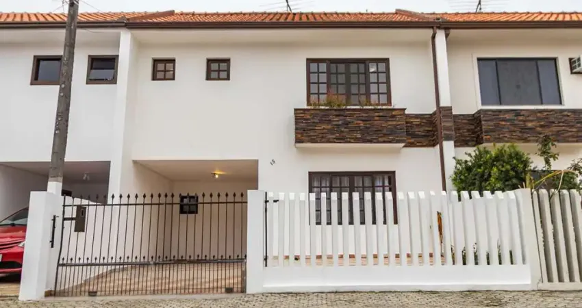 Casa com 3 quartos para alugar na Rua Maestro Carlos Frank, 1685, Alto Boqueirão, Curitiba