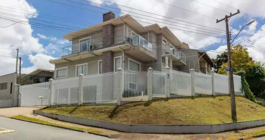 Casa com 3 quartos à venda na Rua Sérgio Harris Queirolo, 107, Novo Mundo, Curitiba