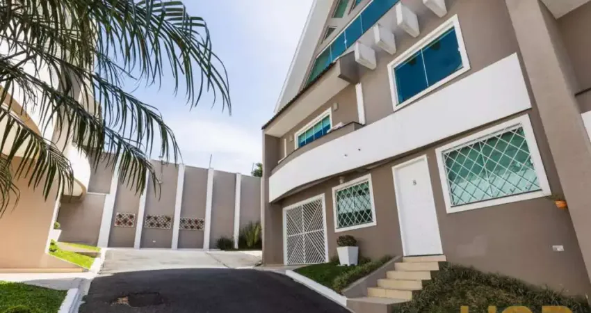 Sobrado com 3 quartos - área total de 179,69m² - santa felicid