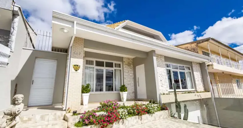 Casa com 4 quartos à venda na Rua Eugênio Parolin, 345, Parolin, Curitiba