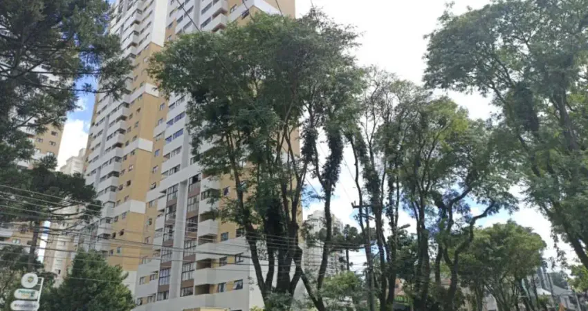 Apartamento com 3 quartos para alugar na Avenida Água Verde, 1575, Água Verde, Curitiba