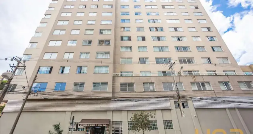 Apartamento Reformado no Centro ? Rua Amintas de Barros ? Próx