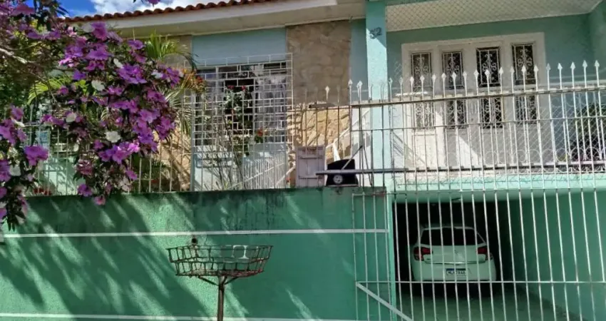Ampla Residência com Jardim no Tarumã, fácil acesso ao Centro.