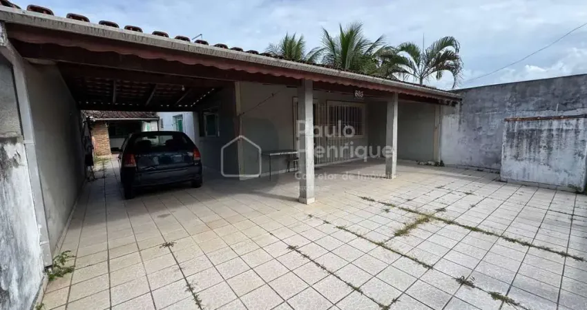 Casa com Edícula à Venda na Praia das Palmeiras