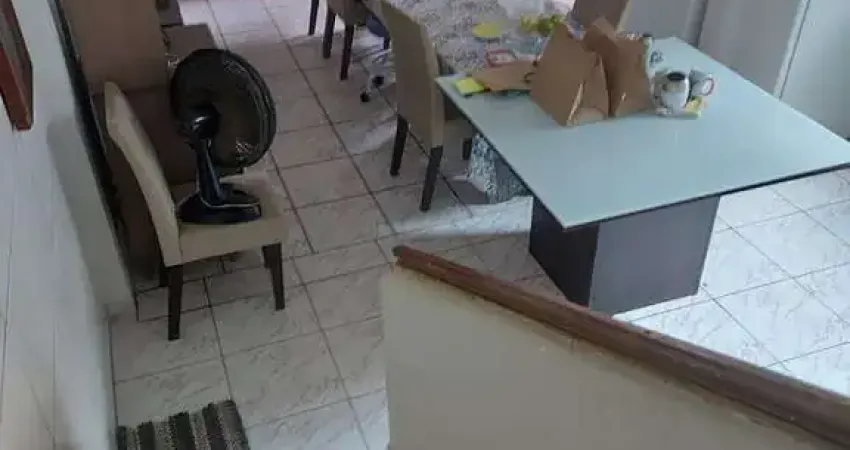 Casa à venda no borba gato maringá com 3 quartos e área gourmet
