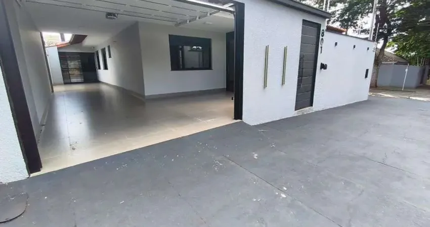 Casa com 3 quartos à venda na Rua Felipe Camarão, 801, Zona 02, Maringá