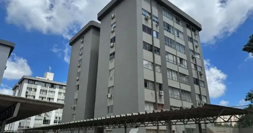 Apartamento à Venda com 3 Quartos no Ed. Serra Morena em Maringá