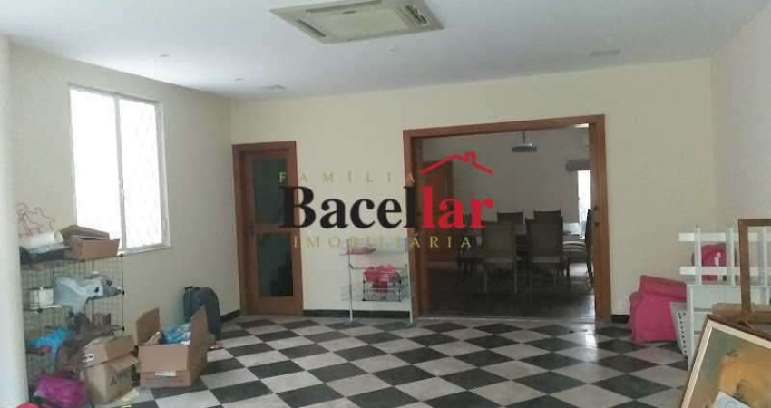 Casa com 5 quartos à venda na Rua Pontes Correia, Tijuca, Rio de Janeiro