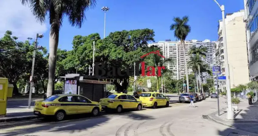 Apartamento com 3 quartos à venda na Rua Senador Euzebio, Flamengo, Rio de Janeiro