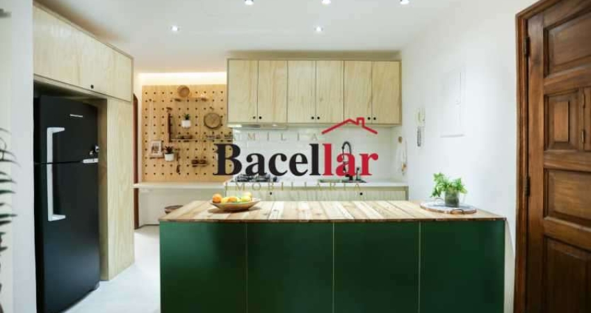 Apartamento com 3 quartos à venda na Rua Caruaru, Grajaú, Rio de Janeiro