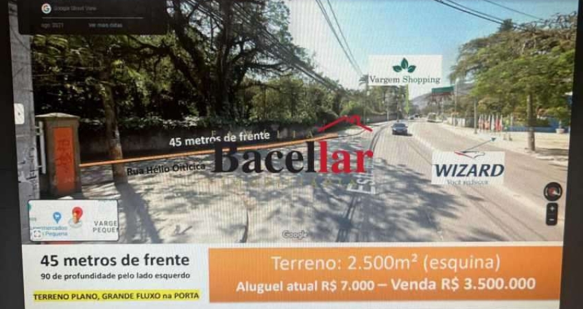 Terreno à venda na Estrada dos Bandeirantes, Jacarepaguá, Rio de Janeiro
