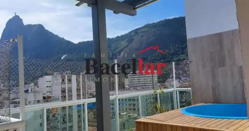 Cobertura com 3 quartos para alugar na Rua Sorocaba, Botafogo, Rio de Janeiro