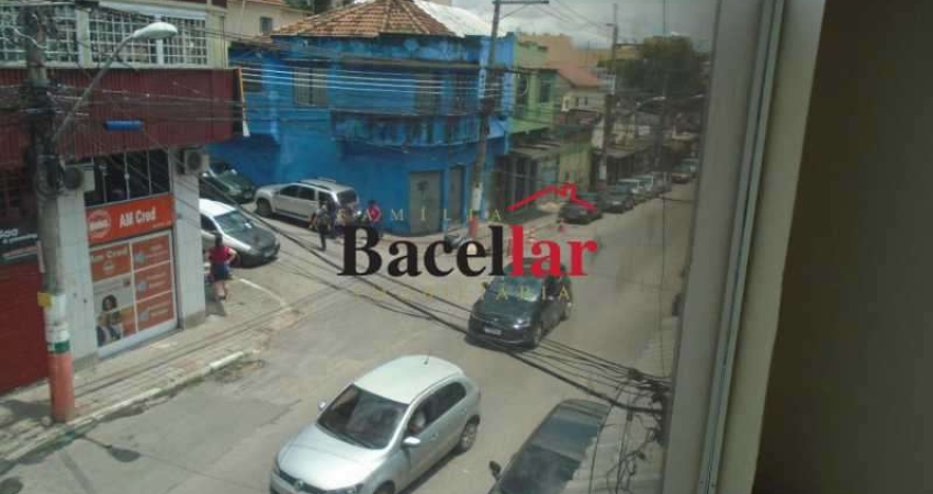 Ponto comercial com 3 salas para alugar na Estrada General Mena Barreto, Centro, Nilópolis