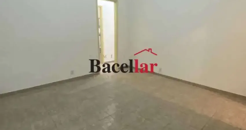 Apartamento com 3 quartos para alugar na Rua Barão de São Francisco, Andaraí, Rio de Janeiro