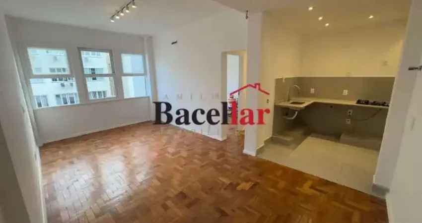 Apartamento com 3 quartos à venda na Rua Xavier da Silveira, Copacabana, Rio de Janeiro
