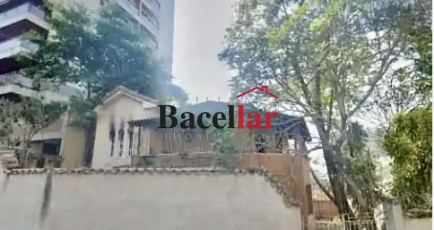 Casa com 5 quartos à venda na Rua Gurindiba, Tijuca, Rio de Janeiro