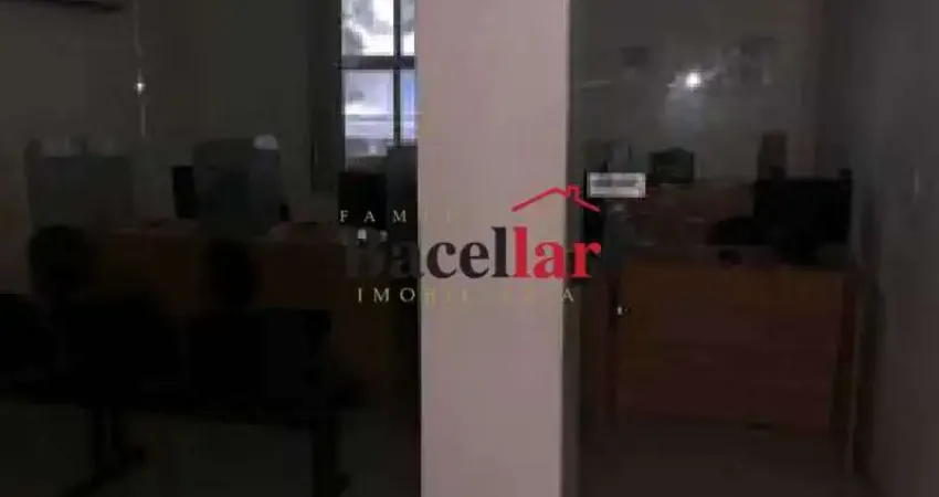 Casa comercial com 1 sala para alugar na Avenida Calógeras, Centro, Rio de Janeiro