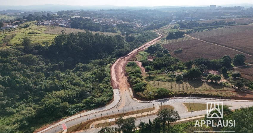 Ótimo Local em JUNDIAÍ | Lotes a partir de 250m² com Lazer completo e Lagos | Facilitado