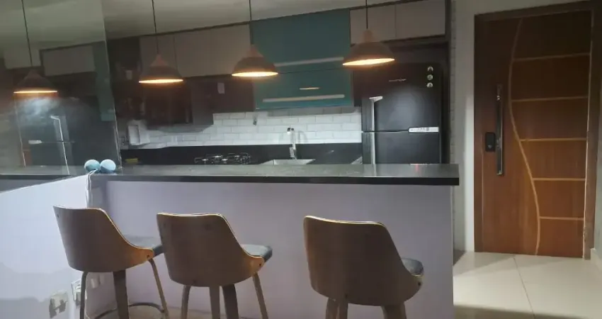 Apartamento com 2 quartos sendo 1 suíte  em Lauro de Freitas.