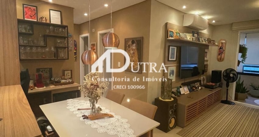 Excelente apartamento de 2 dormitórios com 2 vagas e lazer à venda no Embaré Santos