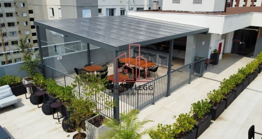 Apartamento com 2 Quartos e 1 banheiro para Alugar, 47 m² por R$ 1.968/Mês